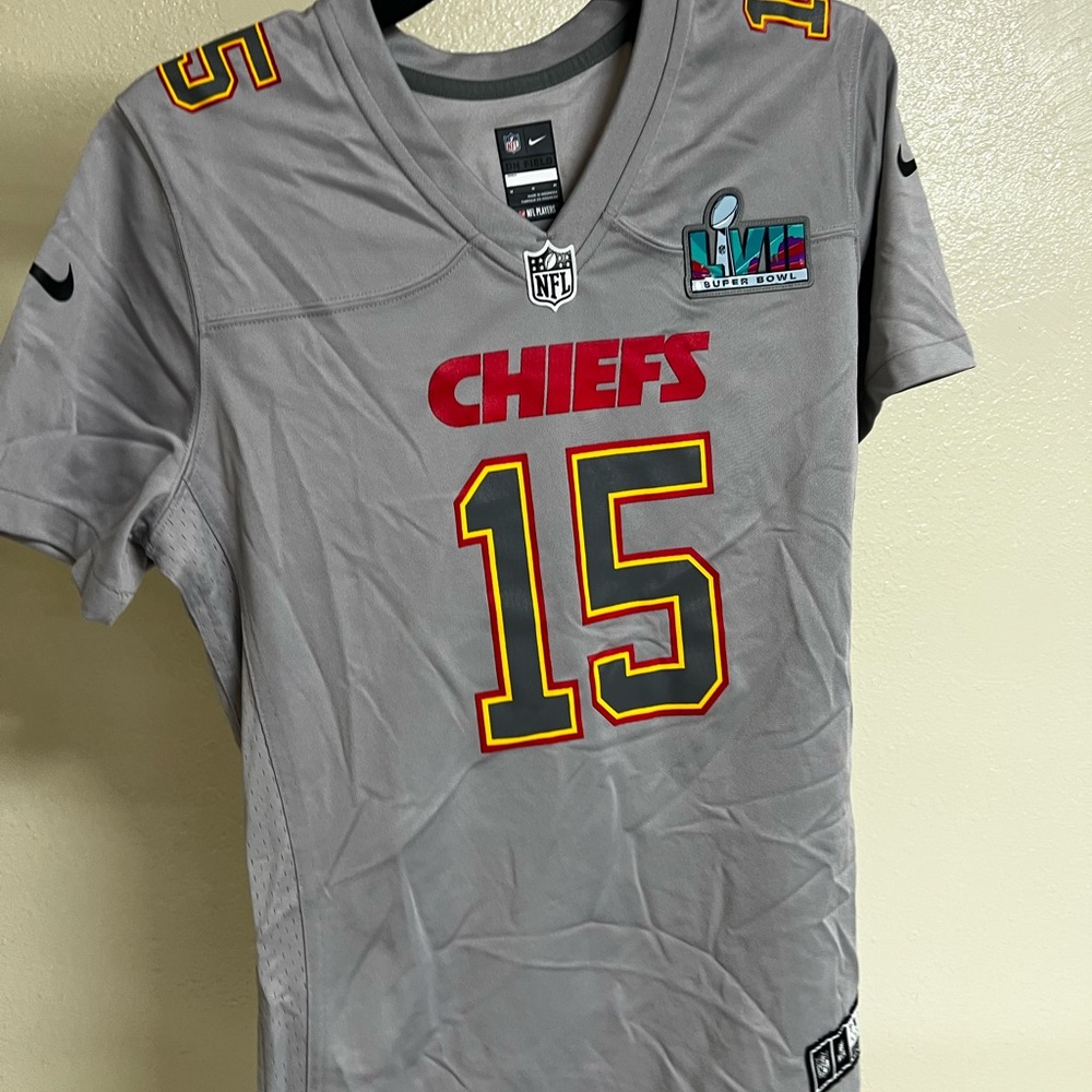 Nike ACG Gray and Red Performance Jersey🔥